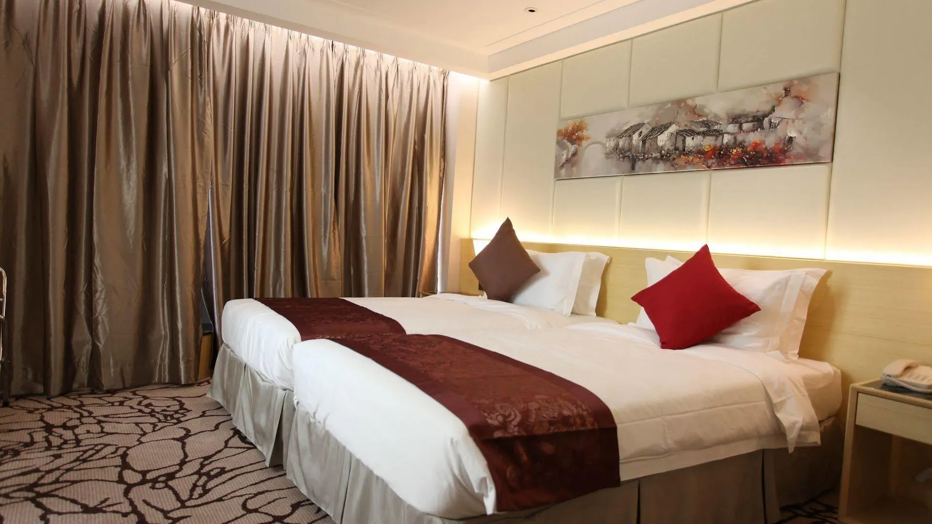 Eco Tree Hotel Hong Kong 4*,